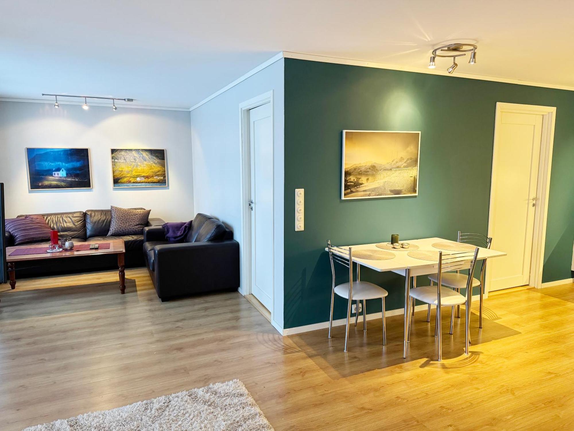 Arctic Retreat - Spacious Apartment Next To Amazing Nature Tromsø Eksteriør bilde